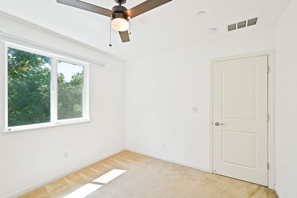 1230 Cornell Dr-48