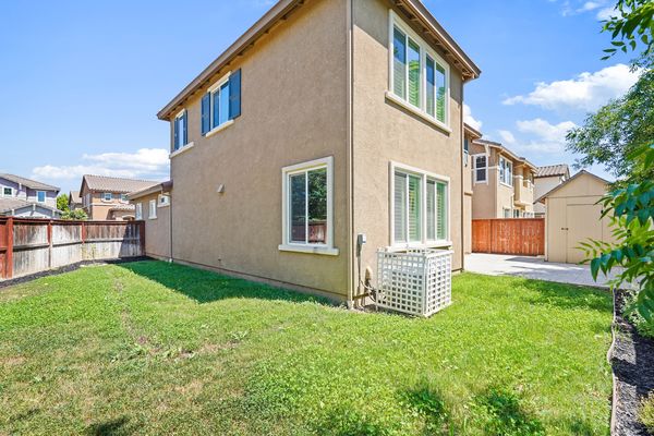 1230 Cornell Dr-60