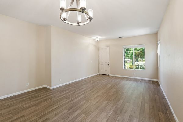 1722 Altus Ln-10