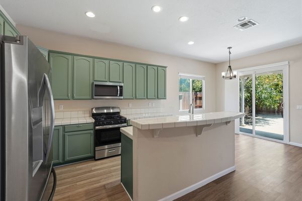 1722 Altus Ln-12