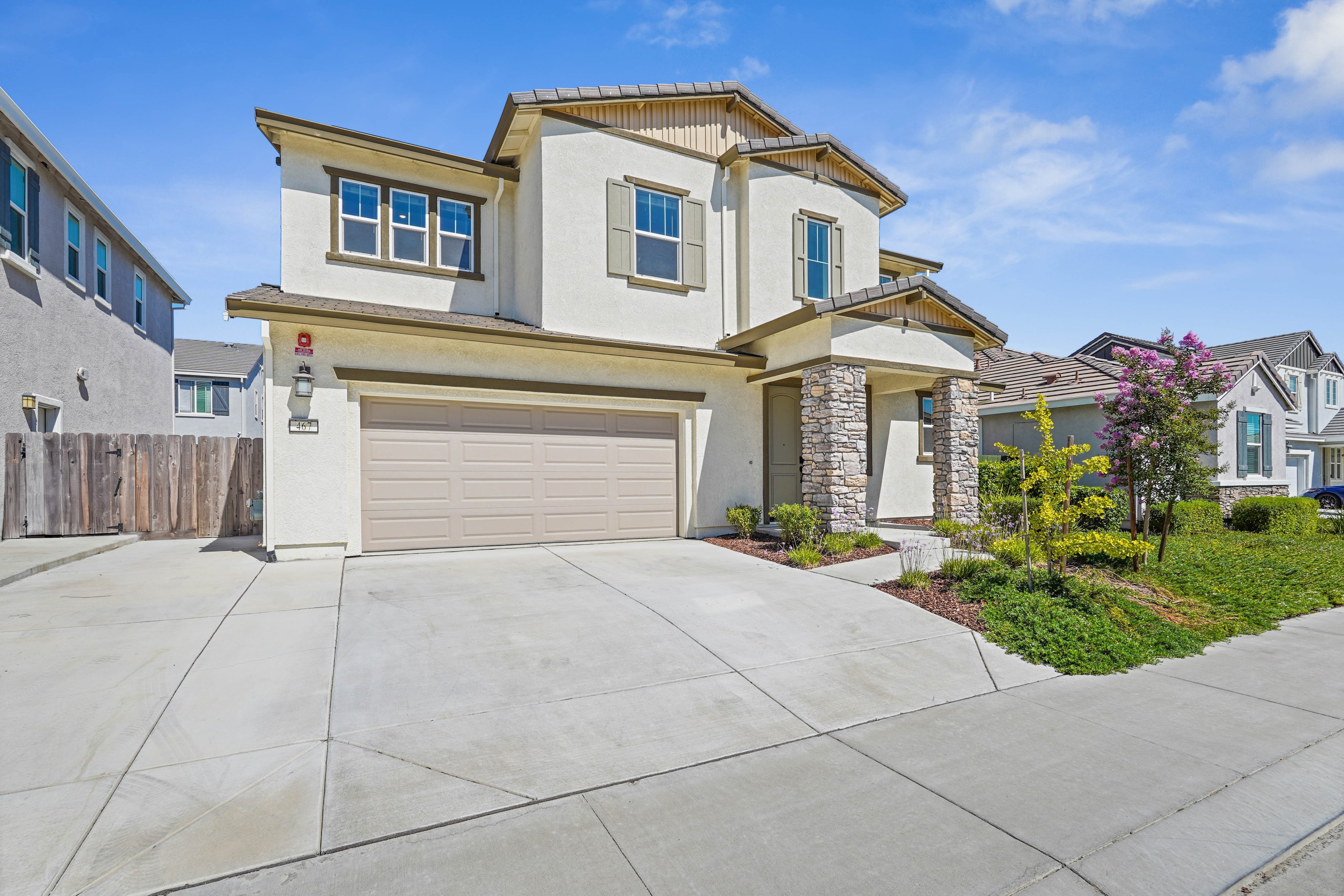 467 Yarrow Dr-2