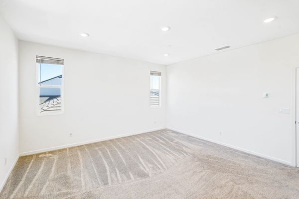 467 Yarrow Dr-36