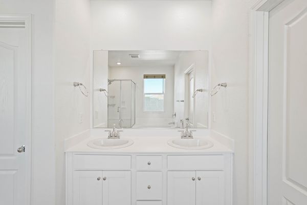 467 Yarrow Dr-42