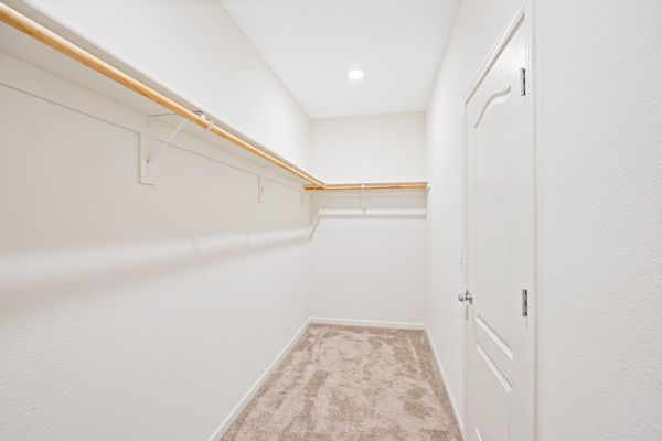 467 Yarrow Dr-44