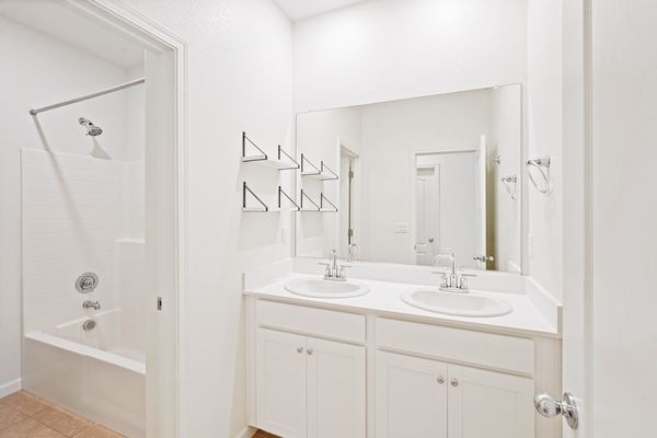 467 Yarrow Dr-46
