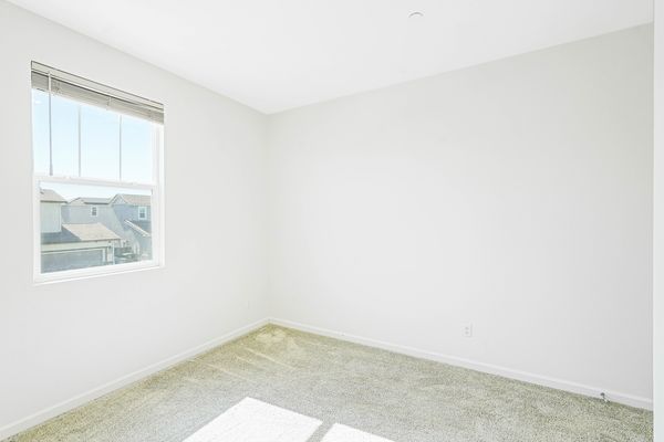 467 Yarrow Dr-51