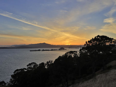 7 Crest Ave Richmond CA 94801 USA-009-061-Evening 8-MLS_Size