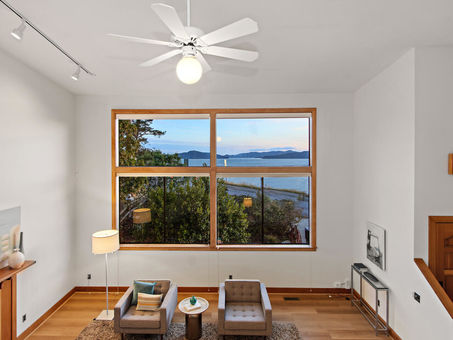 7 Crest Ave Richmond CA 94801 USA-031-064-Evening 16-MLS_Size