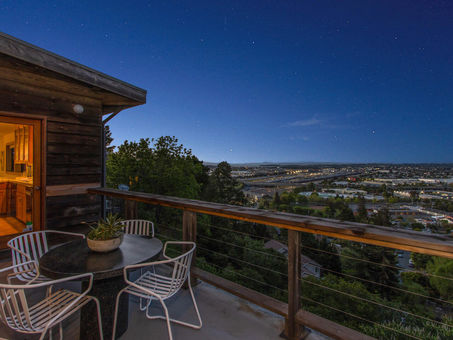 7 Crest Ave Richmond CA 94801 USA-034-059-Evening 19-MLS_Size