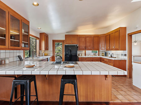 7 Crest Ave Richmond CA 94801 USA-059-046-Crest 39-MLS_Size