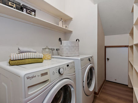 7 Crest Ave Richmond CA 94801 USA-075-073-Crest 43-MLS_Size