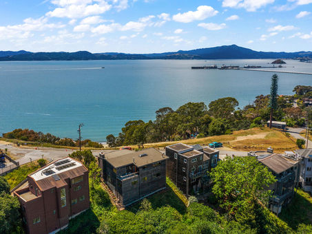 7 Crest Ave Richmond CA 94801 USA-079-020-Crest 1-MLS_Size