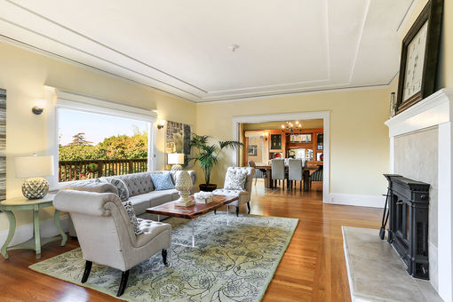 934 Arlington Ave 11