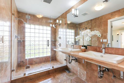 934 Arlington Ave 42