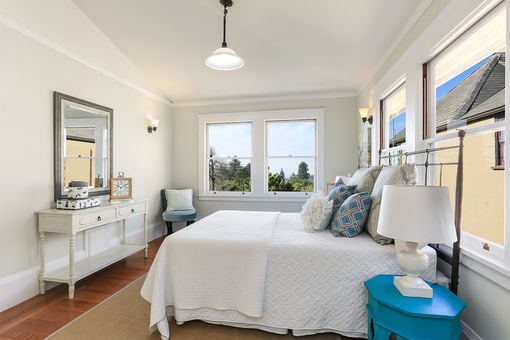 934 Arlington Ave 48