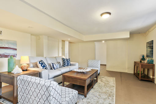 934 Arlington Ave 54