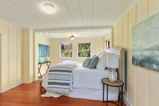 934 Arlington Ave 56