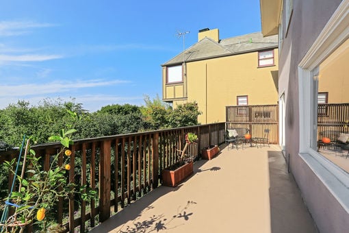 934 Arlington Ave 72