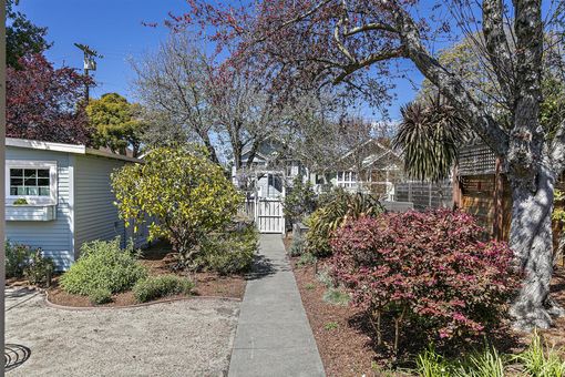 MLS 1116 Cowper St Berkeley007