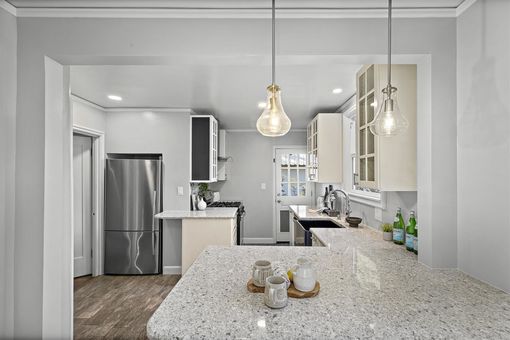 MLS 120 Glenwood Glade Oakland029