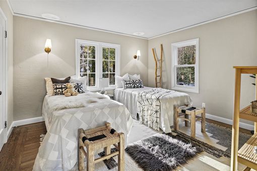 MLS 120 Glenwood Glade Oakland032