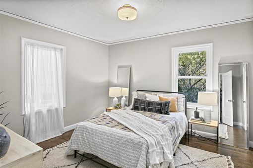 MLS 120 Glenwood Glade Oakland036