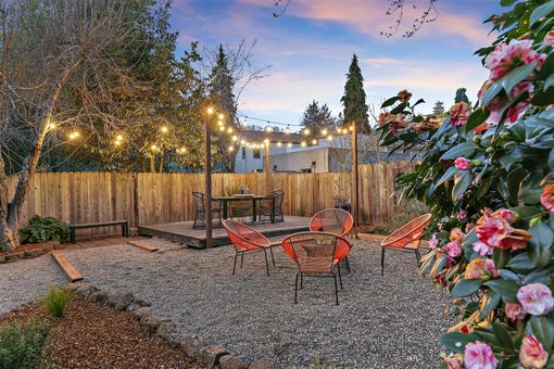 MLS 120 Glenwood Glade Oakland056