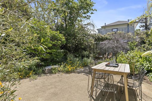 MLS 1826 Hearst Ave Berkeley028