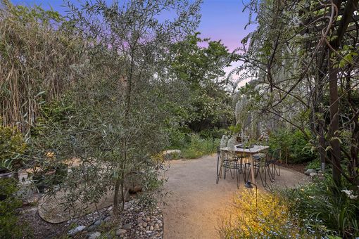 MLS 1826 Hearst Ave Berkeley029