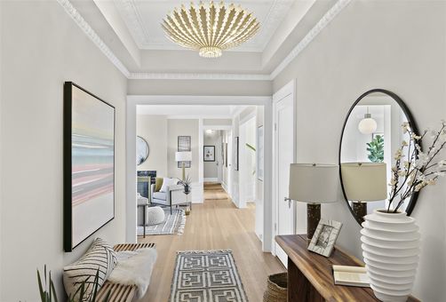 MLS 200 Lakeside Dr 503 Interior only004