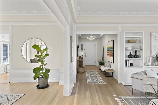 MLS 200 Lakeside Dr 503 Interior only005