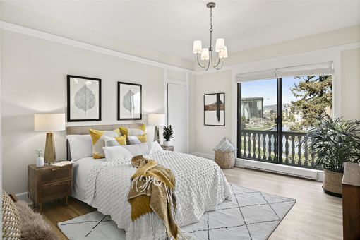 MLS 200 Lakeside Dr 503 Interior only032