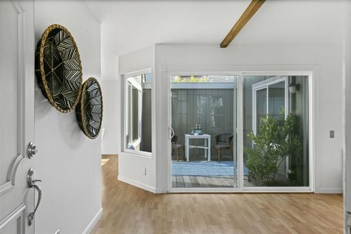 MLS 239 Inverness Ct Alameda007