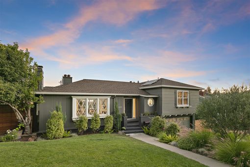 MLS 4638 Geranium Pl Oakland000