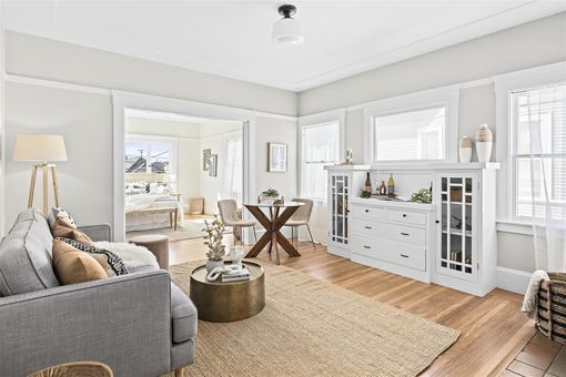 MLS Reshoot 840 54th Street Oakland000