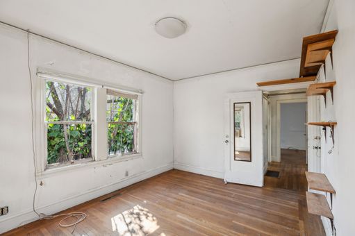 *068-1415-oxford-street.77807.p2k.030.web