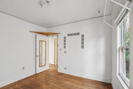 *082-1415-oxford-street.77807.p2k.037.web