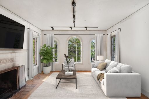 104-1415-oxford-street.77807.pvs.008.web