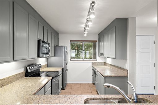 MLS 1303 Quarry 303 Richmond016