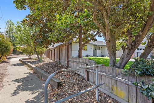 MLS 4411 Meadowbrook Dr Richmond036