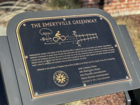 MLS Neighborhood Emeryville005