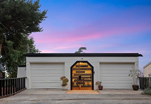 MLS 6895 Exeter Dr Oakland000