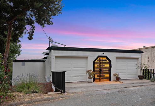 MLS 6895 Exeter Dr Oakland002