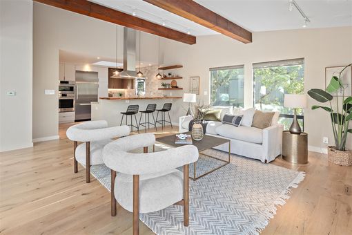 MLS 6895 Exeter Dr Oakland014