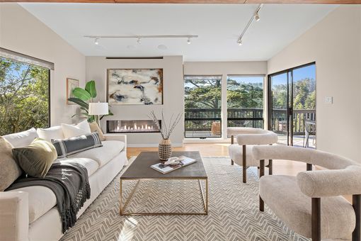 MLS 6895 Exeter Dr Oakland015