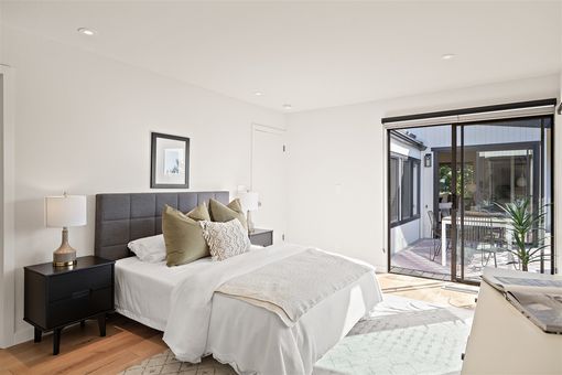 MLS 6895 Exeter Dr Oakland036