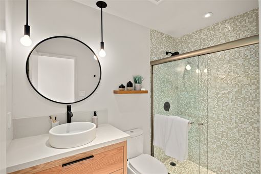 MLS 6895 Exeter Dr Oakland044