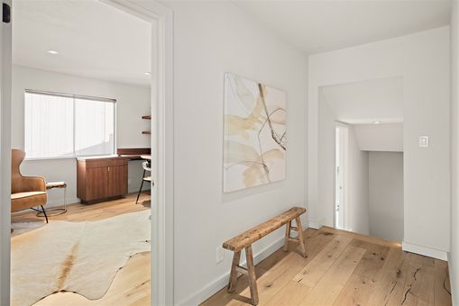 MLS 6895 Exeter Dr Oakland046