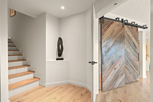 MLS 6895 Exeter Dr Oakland053