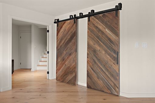 MLS 6895 Exeter Dr Oakland054